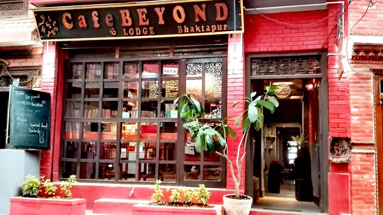 Cafe Beyond And Guest House Bhatgoan Exteriér fotografie